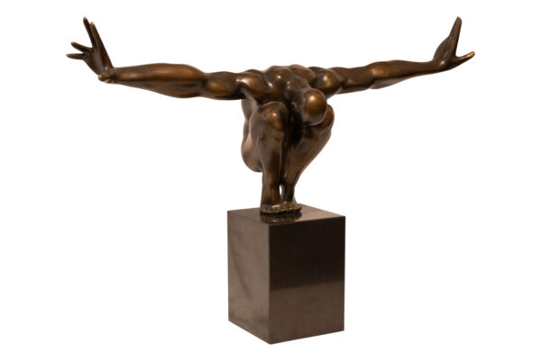 Sculpture The Athlete on marble base | Plastik Skulpture Der Athlet auf Marmorsockel - Image 2