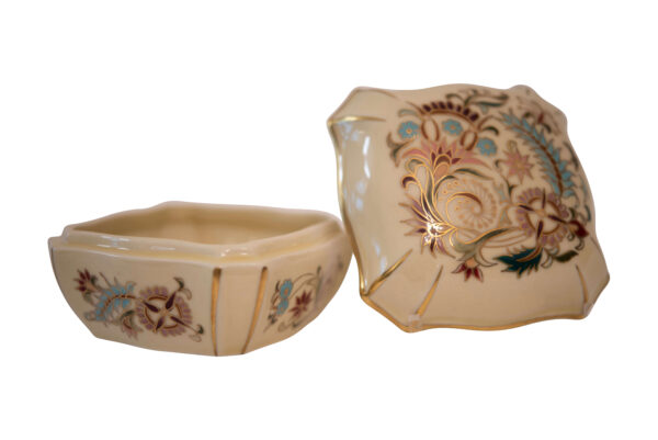 Porcelain Figures - Image 11
