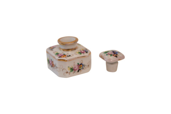 Porcelain Figures - Image 2