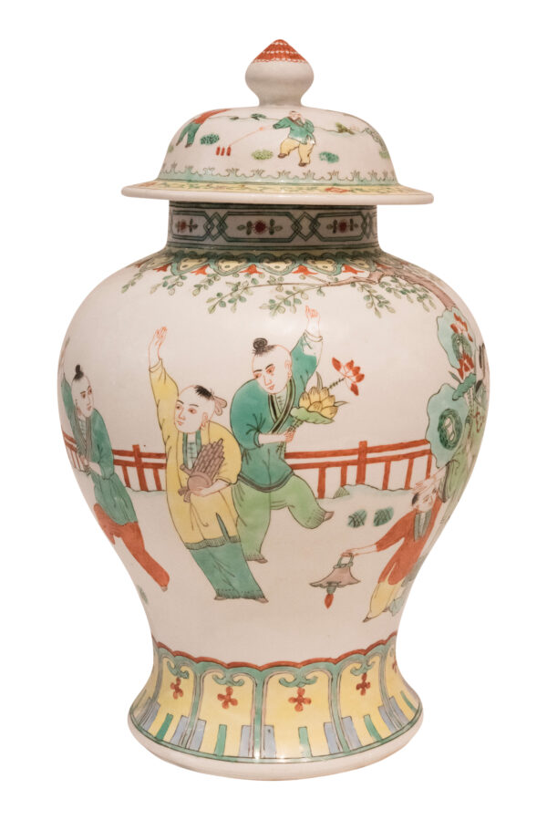 Large Chinese Porcelain Lidded Vase