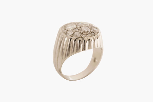 #127 Ring aus Weißgold mit Diamanten im Altschliff, Übergangsschliff und Achtkantig | Ring In White Gold With Old-Cut, Transitional-Cut And Octagonal Diamonds - Image 5