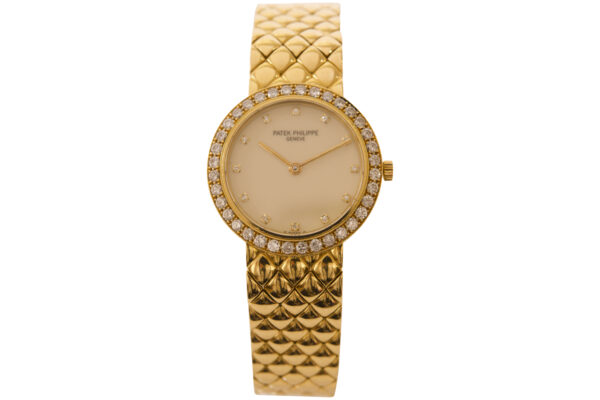 Patek Philippe Calatrava Quarz Referenz 4820 1 Gelbgold | Patek Philippe Calatrava Quartz Reference 4820 1 Yellow Gold