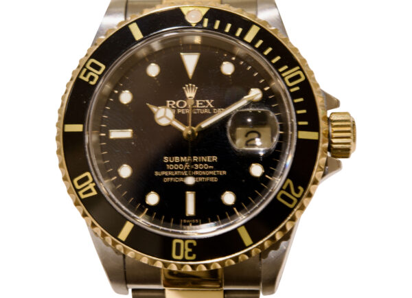 Rolex Submariner schwarzes Zifferblatt Stahl/Gelbgold 750/fine mit einem Stahl/Gelbgoldarmband | Rolex Submariner Black Dial Steel/Yellow Gold 750/Fine With A Steel/Yellow Gold Bracelet