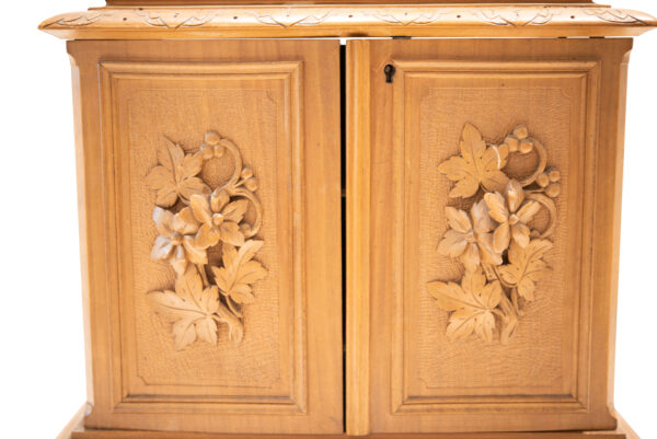 Kleines Schränkchen (Miniaturmöbel) | Small Cabinet (Miniature Furniture) - Image 2