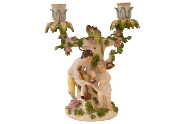 #251 Meissen 1750 Zweiflammiger Kerzenleuchter Der Eierdieb | Meissen 1750 Two-Burner Candlestick The Egg Thief