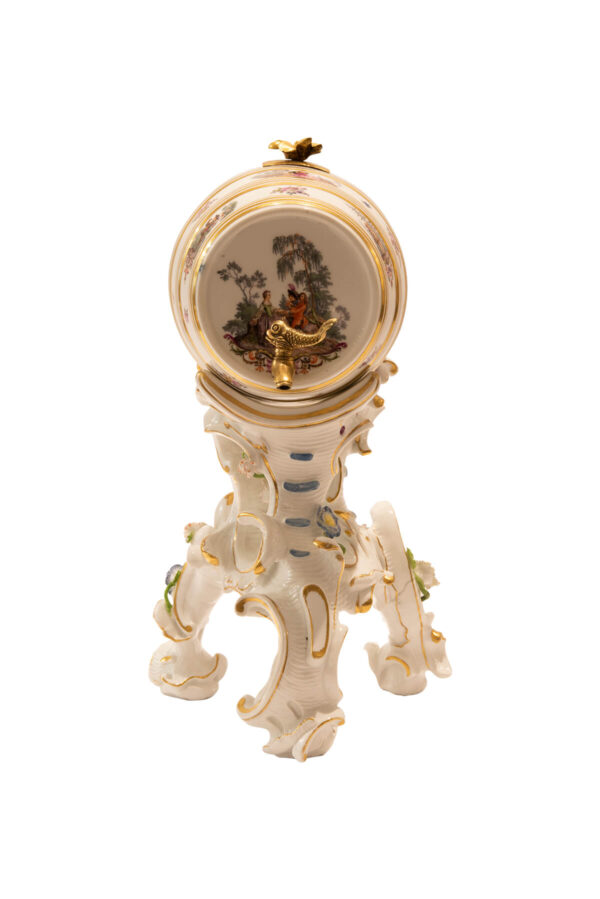 #268 Schnapsfass auf Ständer, Meissen 1745 | Schnapps Barrel On Stand, Meissen 1745 - Image 7