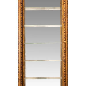 #120 Gilded Wall Display Cabinet With Wooden Frame And Mirrored Interior – Decorative Showcase Piece | Vergoldete Hängevitrine mit Holzrahmen und Spiegelglas