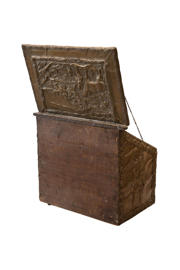 #132 Chest With Metal Covering | Truhe mit Metallüberzug - Image 5
