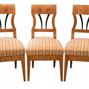 #190 Three Wooden Chairs | Drei Stühle aus Holz