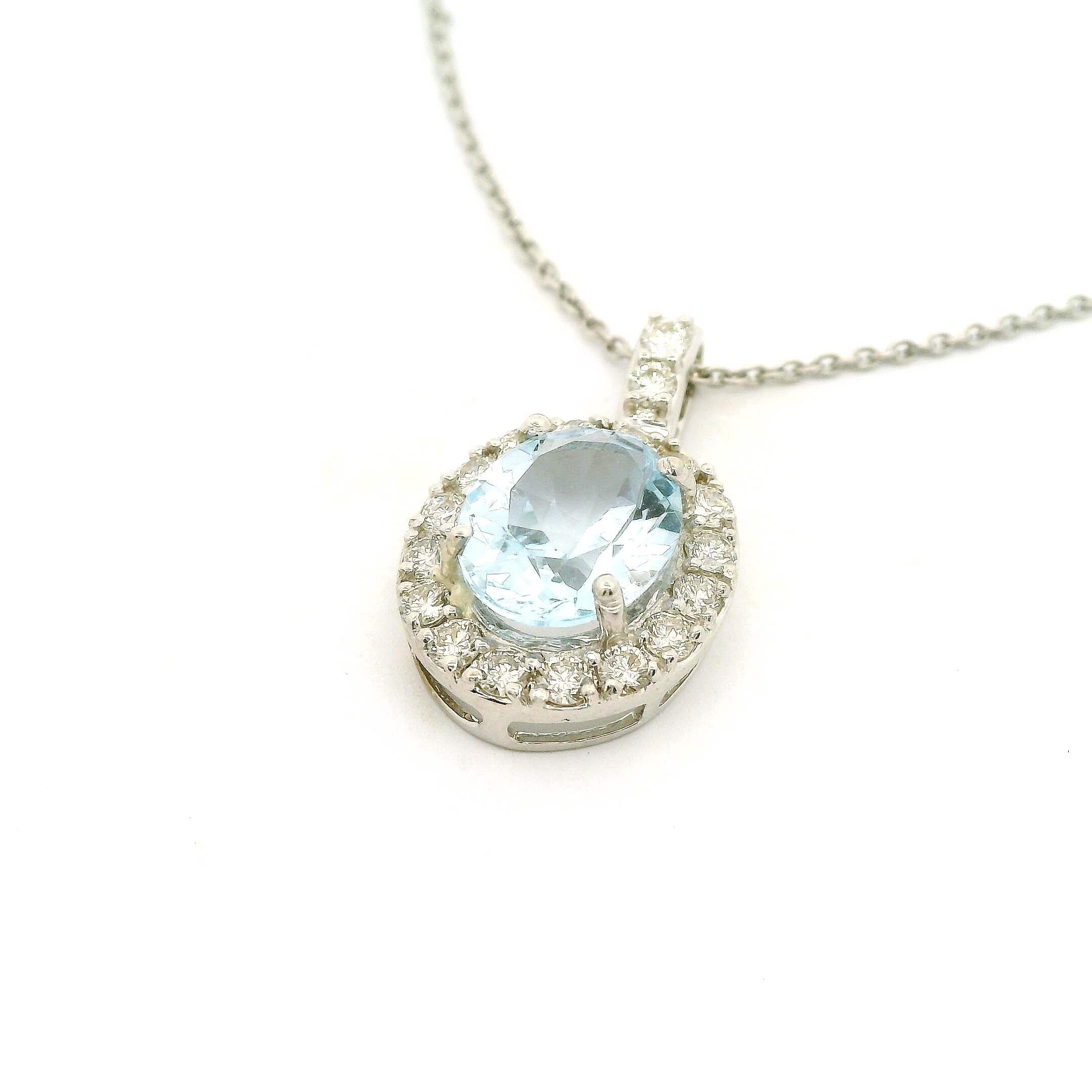 #139 Anhänger mit Kette aus Weißgold mit Brillanten und Aquamarin | Pendant with Chain in White Gold with Diamonds and Aquamarine - Image 4