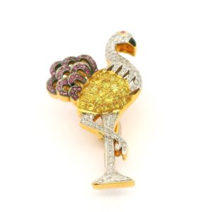 #166 Brosche aus Gelbgold mit Brillanten, gelben Saphiren und Rubinen | Brooch in Yellow Gold with Diamonds, Yellow Sapphires and Rubies