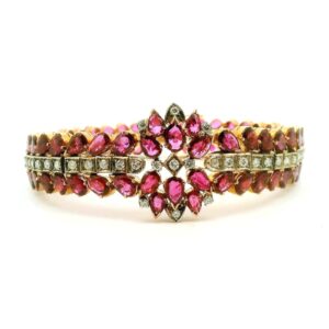#170 Armband aus Gelbgold mit Brillanten in Silber und Rubinen | Bracelet In Yellow Gold With Diamonds In Silver And Rubies