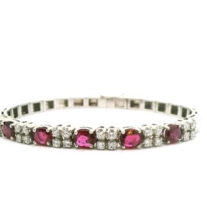 #304Armband aus Weißgold mit Brillanten und Rubinen | Bracelet In White Gold With Brilliant-Cut Diamonds And Rubies