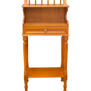 #46 Schreibtisch, aus Holz | Desk, Made Of Wood